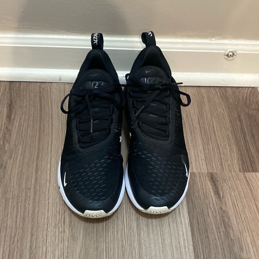 Nike Air Max 270 Mens size 8.5
